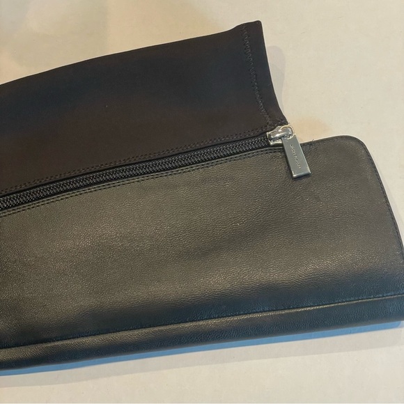 Women's Black Knee-High Boots - Picture 2 of 9